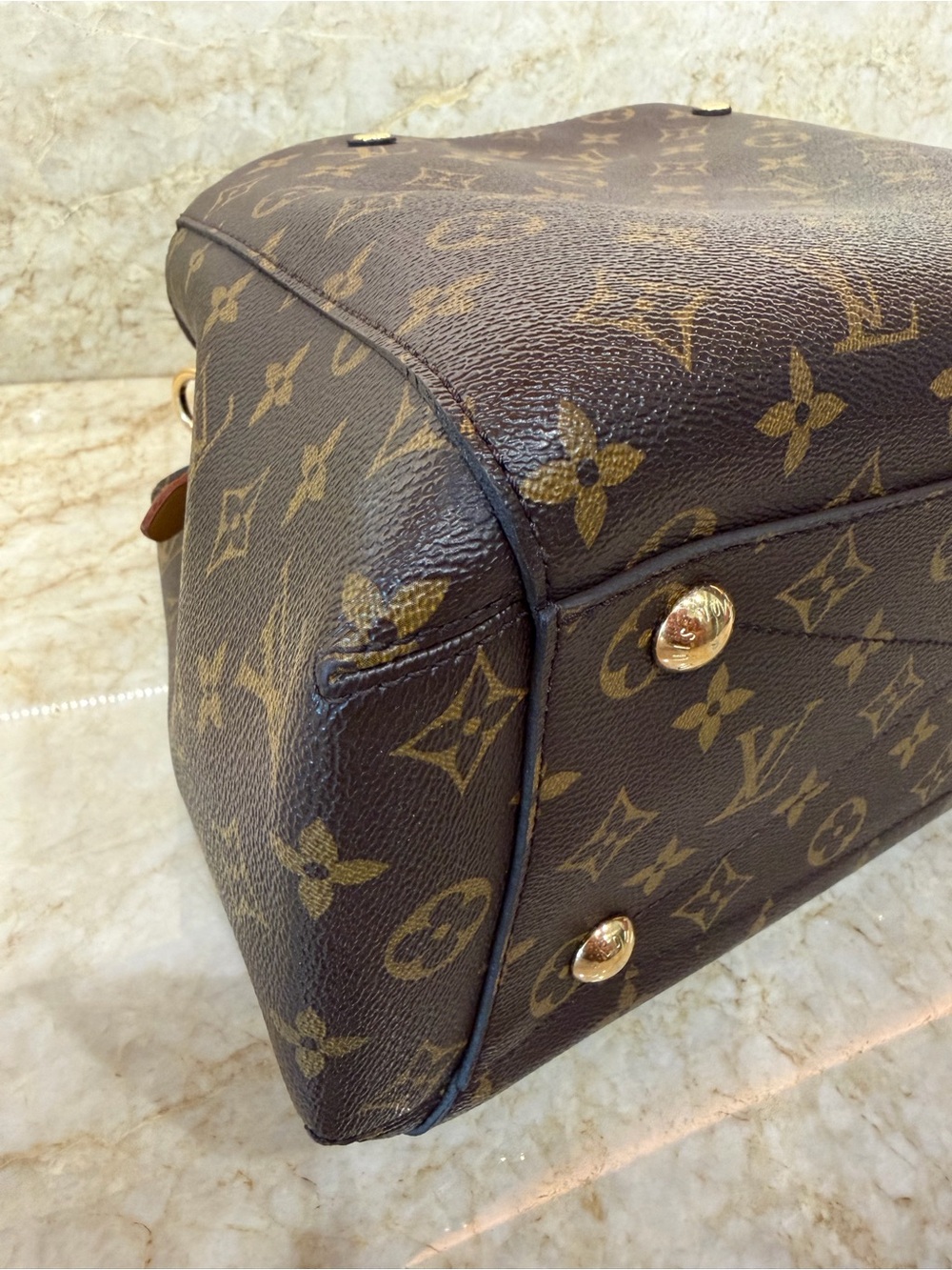 Louis Vuitton Monogram Canvas Tote in Brown and Gold - Picture 4 of 9